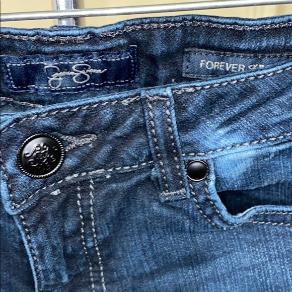 Jessica Simpson Skinny Jeans - Picture 3 of 5